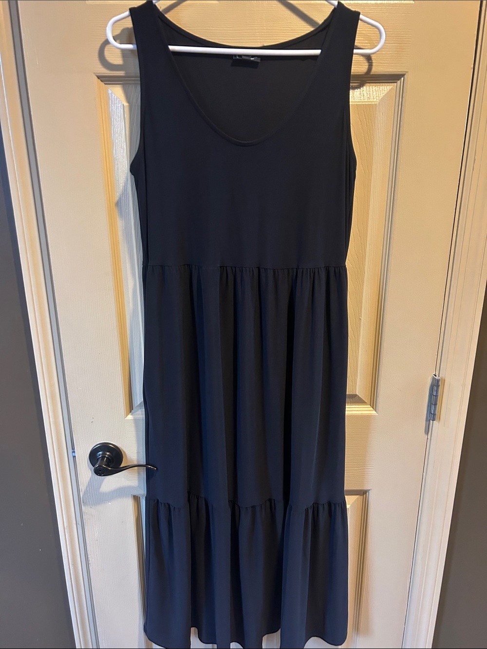 Nicole Miller Black Sleeveless Tiered Dress